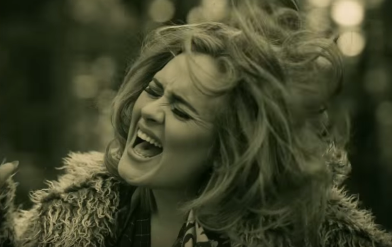 Estudo afirma que 64% das mulheres ligam para o ex após ouvir "Hello" da Adele-0