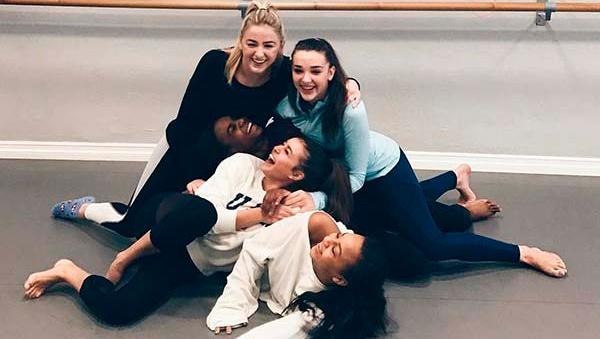 Chloe Lukasiak forma uma nova equipe de Dance Moms-0