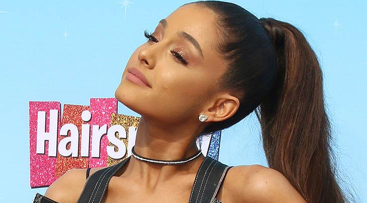 Ariana Grande tatua ideograma com significado completamente diferente do que ela imaginava-0